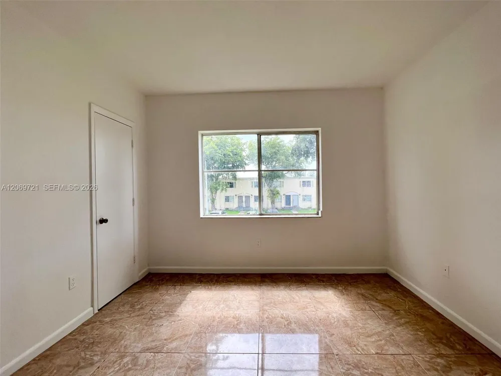 8460 NW 4th Ct #8460 Miami, FL 33150