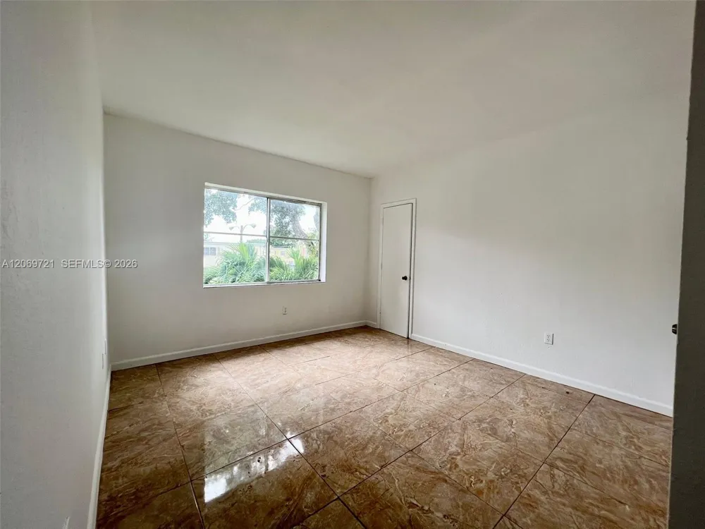 8460 NW 4th Ct #8460 Miami, FL 33150