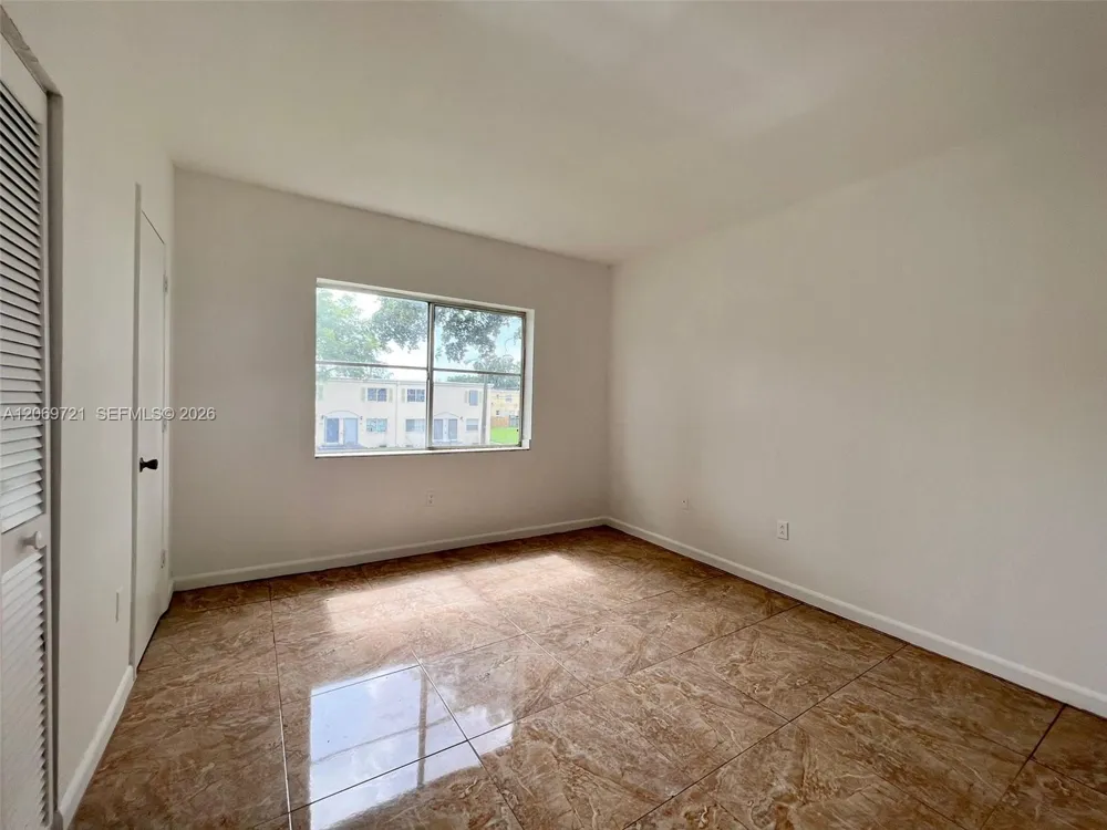 8460 NW 4th Ct #8460 Miami, FL 33150