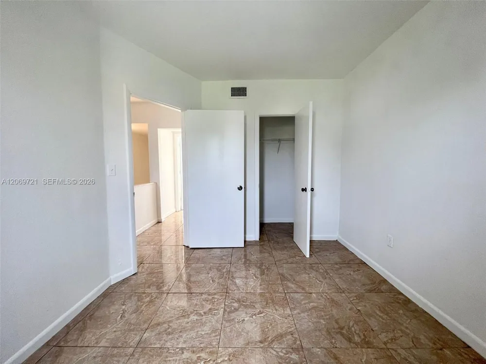 8460 NW 4th Ct #8460 Miami, FL 33150