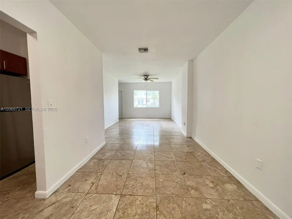 8460 NW 4th Ct #8460 Miami, FL 33150