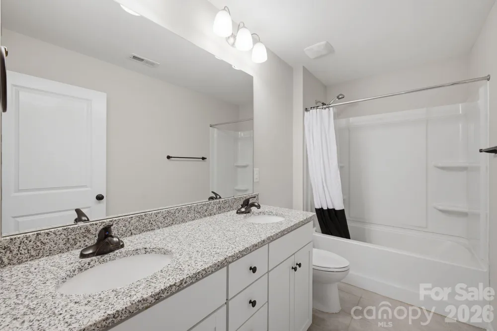 3830 Lake Breeze Drive Sherrills Ford, NC 28673