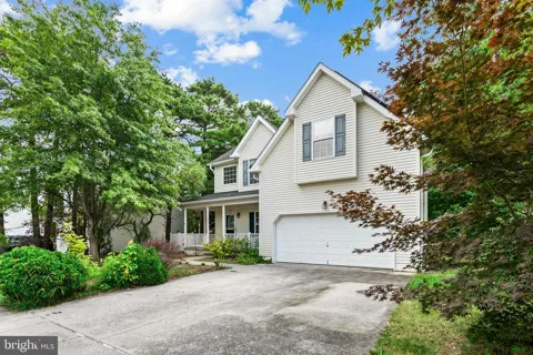 210 BEACON HILL DRIVE