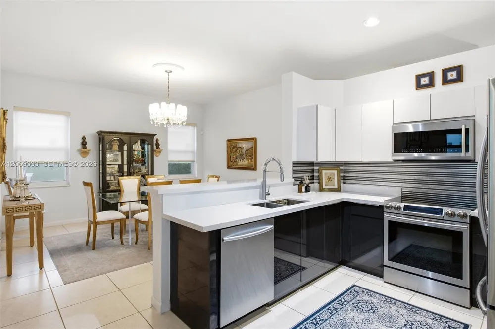 1514 Winterberry Ln Weston, FL 33327