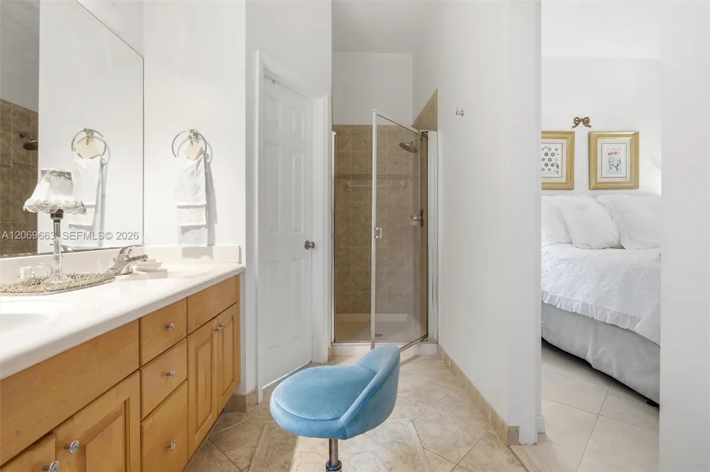1514 Winterberry Ln Weston, FL 33327