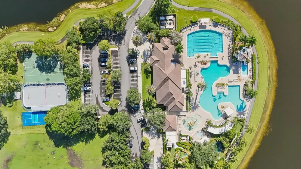 1514 Winterberry Ln Weston, FL 33327