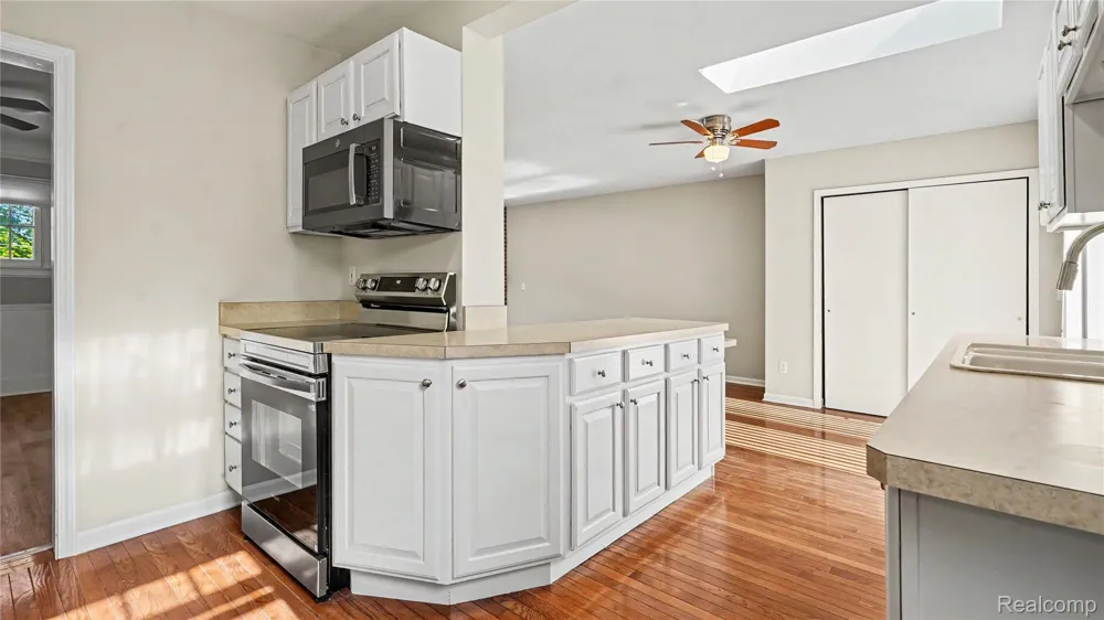 635 E Main Street Brighton City, MI 48116
