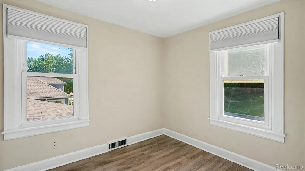 635 E Main Street Brighton City, MI 48116