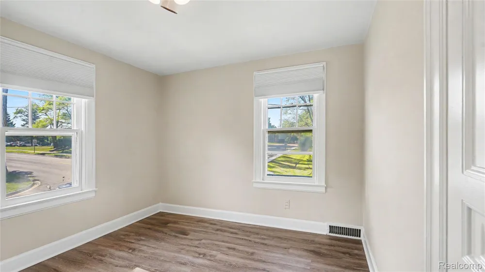 635 E Main Street Brighton City, MI 48116