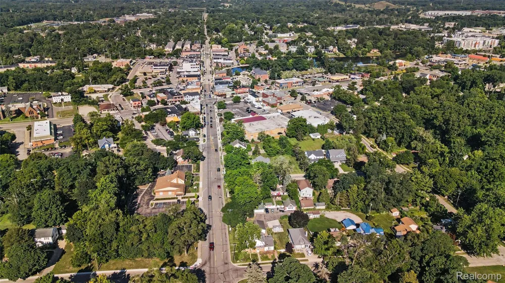 635 E Main Street Brighton City, MI 48116