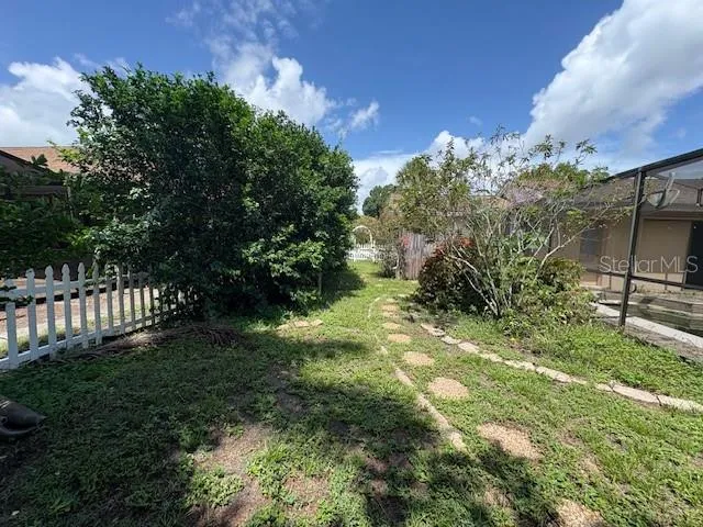 4240 CHARING CROSS ROAD Sarasota, FL 34241