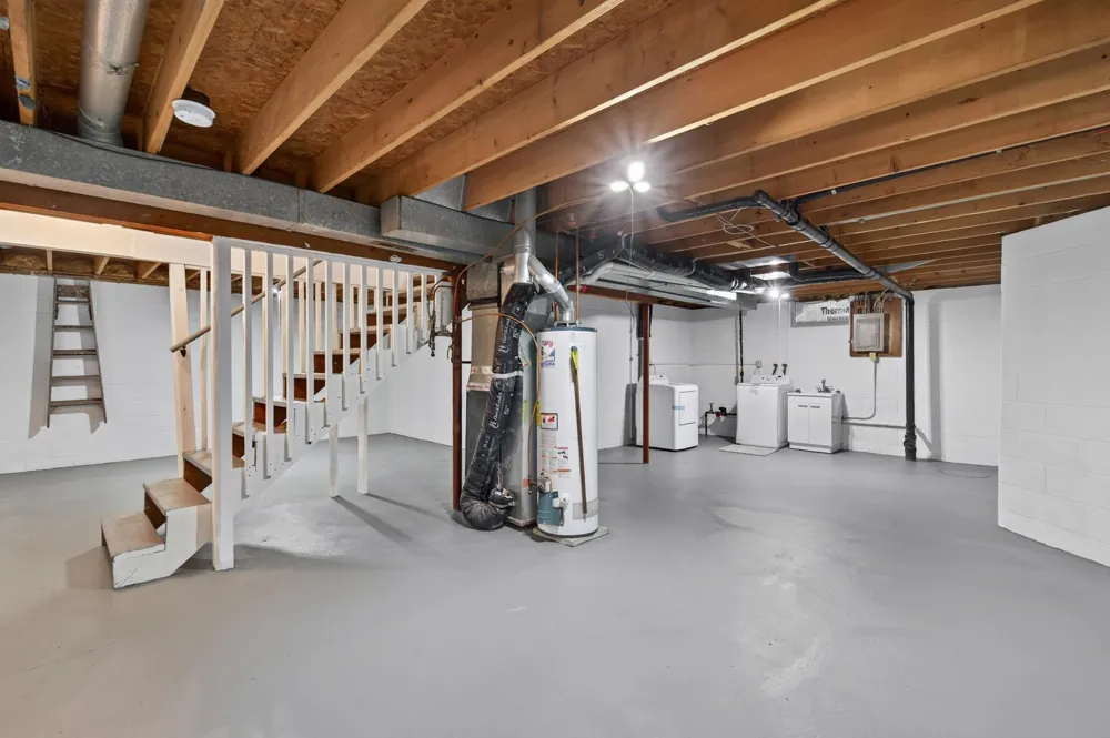 25 Stevens Street E Saint Paul, MN 55107