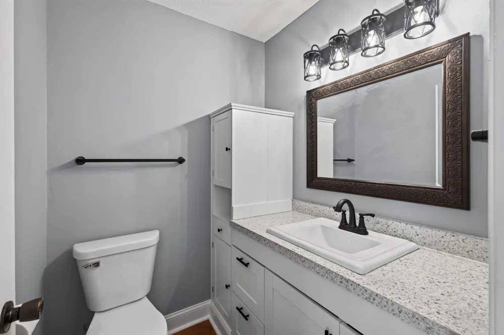25 Stevens Street E Saint Paul, MN 55107