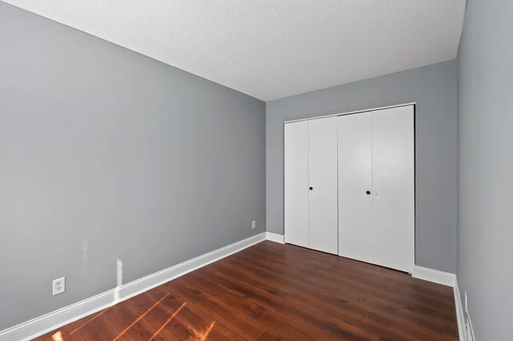 25 Stevens Street E Saint Paul, MN 55107