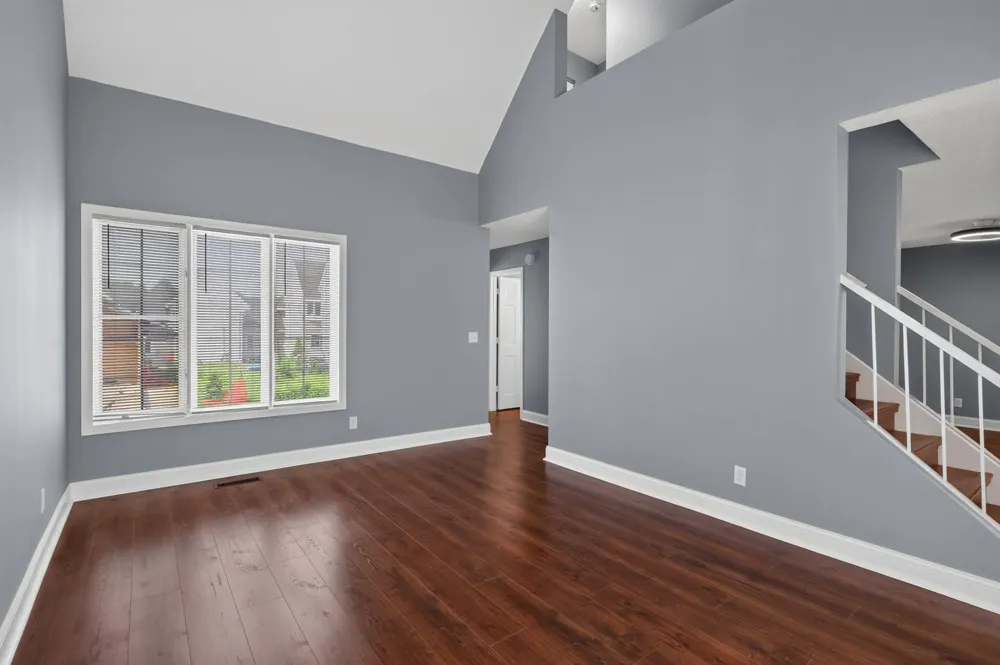 25 Stevens Street E Saint Paul, MN 55107