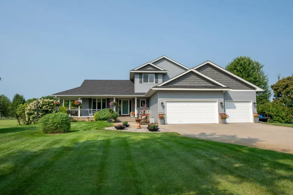 13927 89th Street NE Otsego, MN 55330