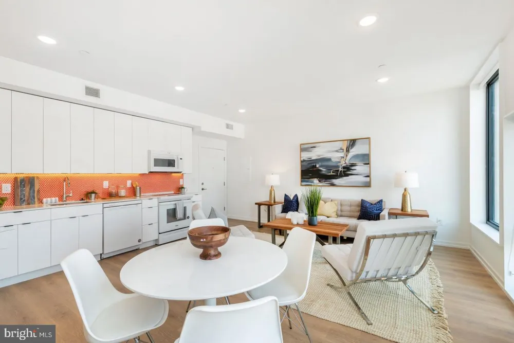 1141 FRONT STREET #203 Philadelphia, PA 19123