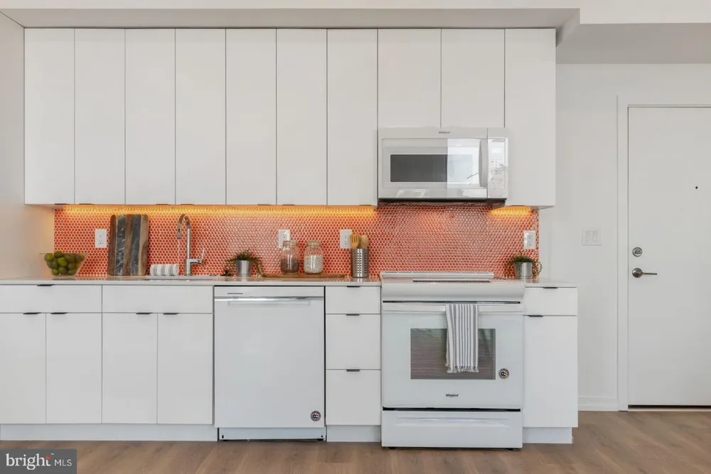 1141 FRONT STREET #203 Philadelphia, PA 19123