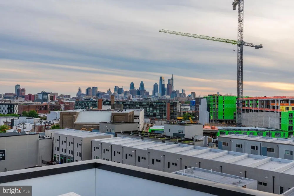 1141 FRONT STREET #203 Philadelphia, PA 19123