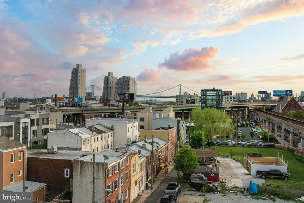 1141 FRONT STREET #203 Philadelphia, PA 19123