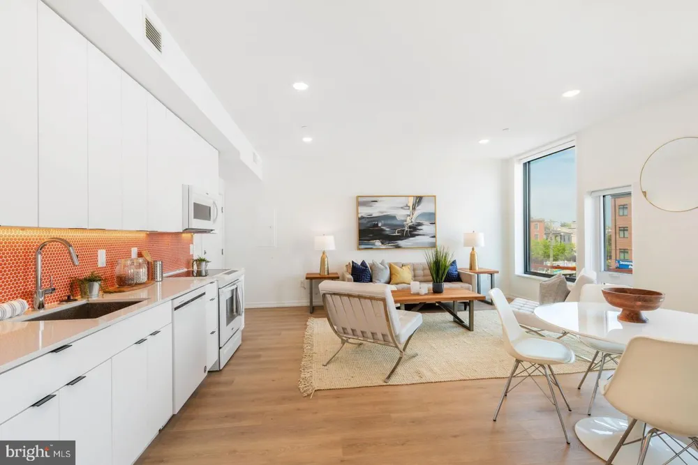 1141 FRONT STREET #203 Philadelphia, PA 19123