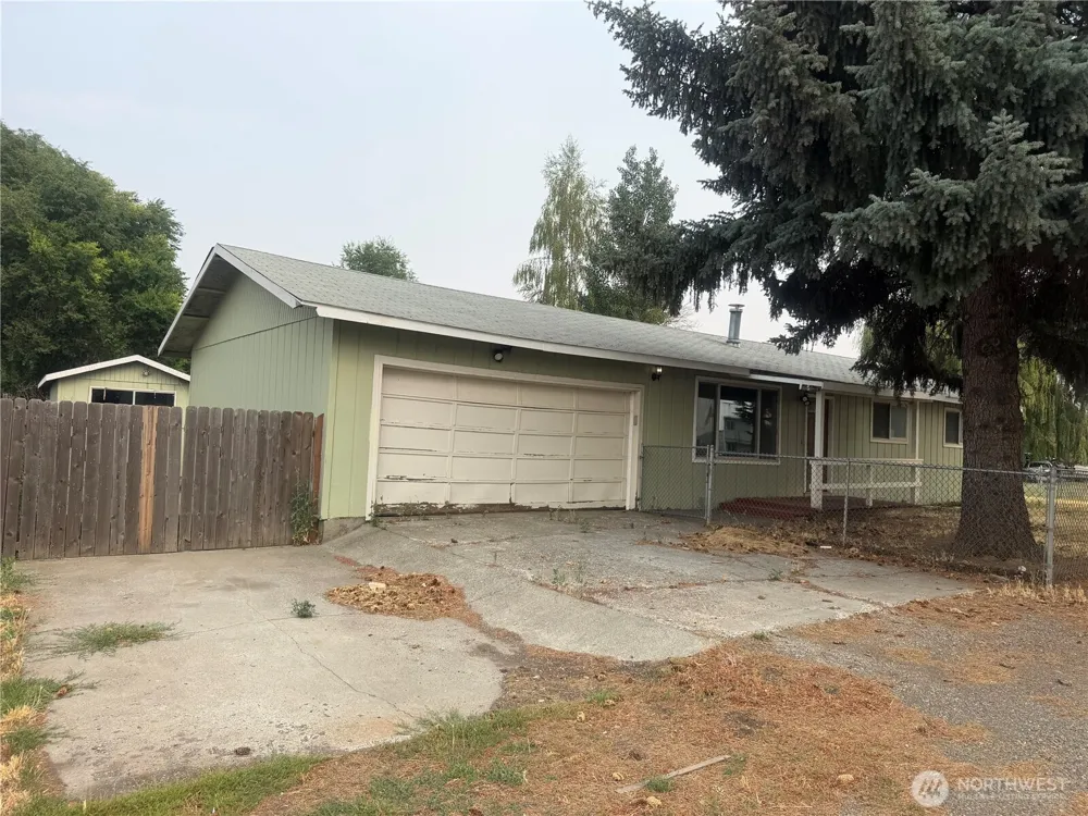 412 S Washington Goldendale, WA 98620