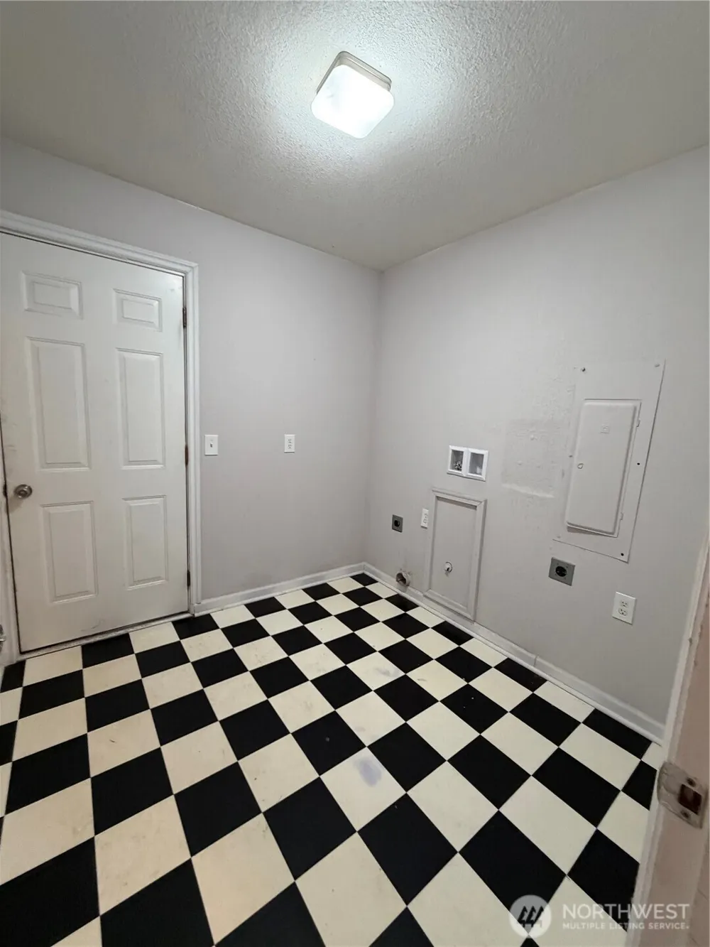 412 S Washington Goldendale, WA 98620