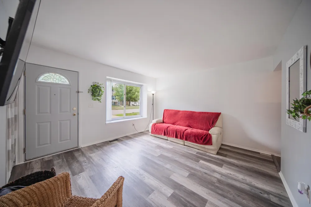 5719 Sunset Trail Ypsilanti Charter Township, MI 48197