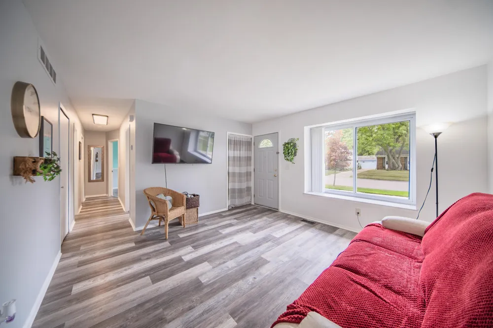 5719 Sunset Trail Ypsilanti Charter Township, MI 48197