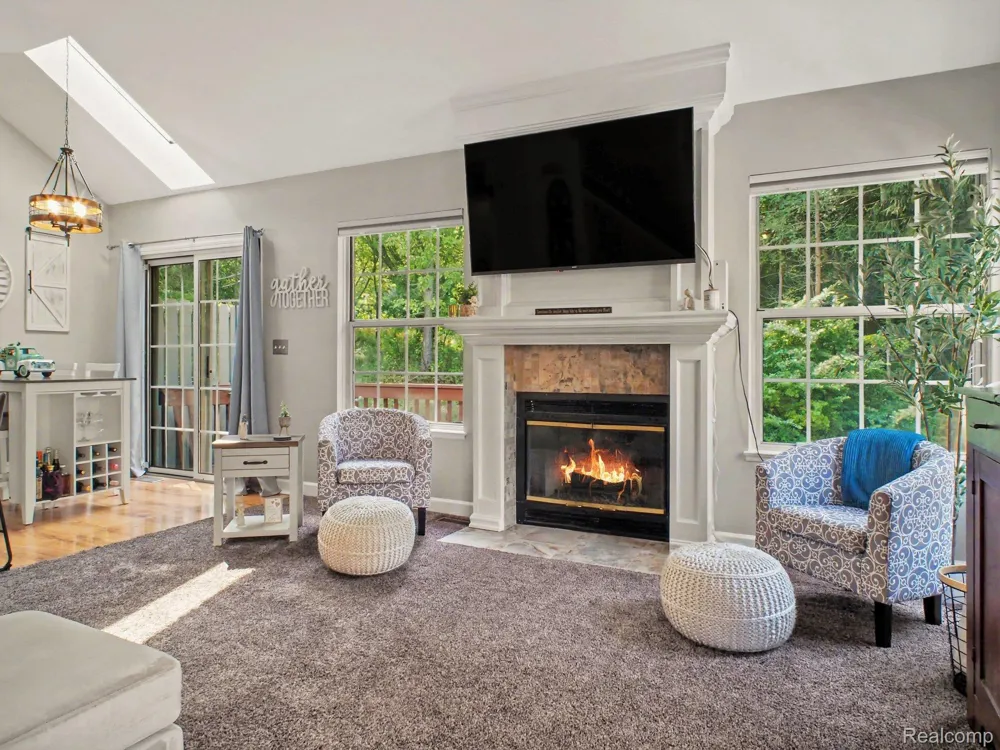 896 Whisperwood Trail Fenton City, MI 48430