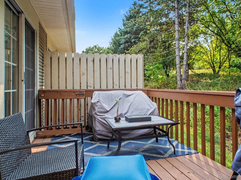 896 Whisperwood Trail Fenton City, MI 48430