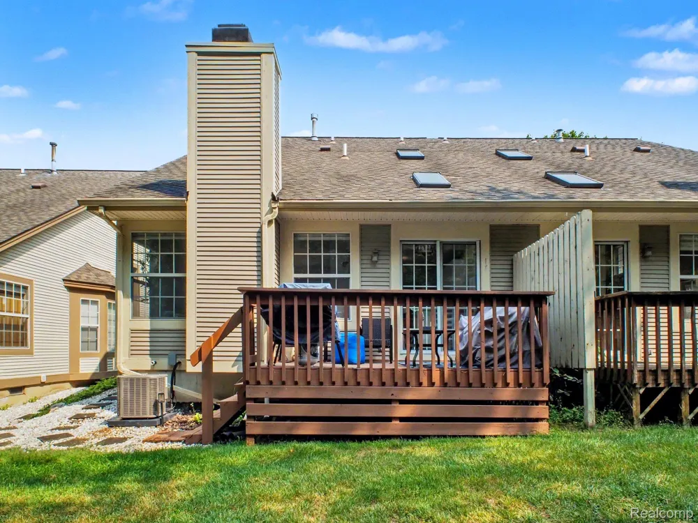 896 Whisperwood Trail Fenton City, MI 48430