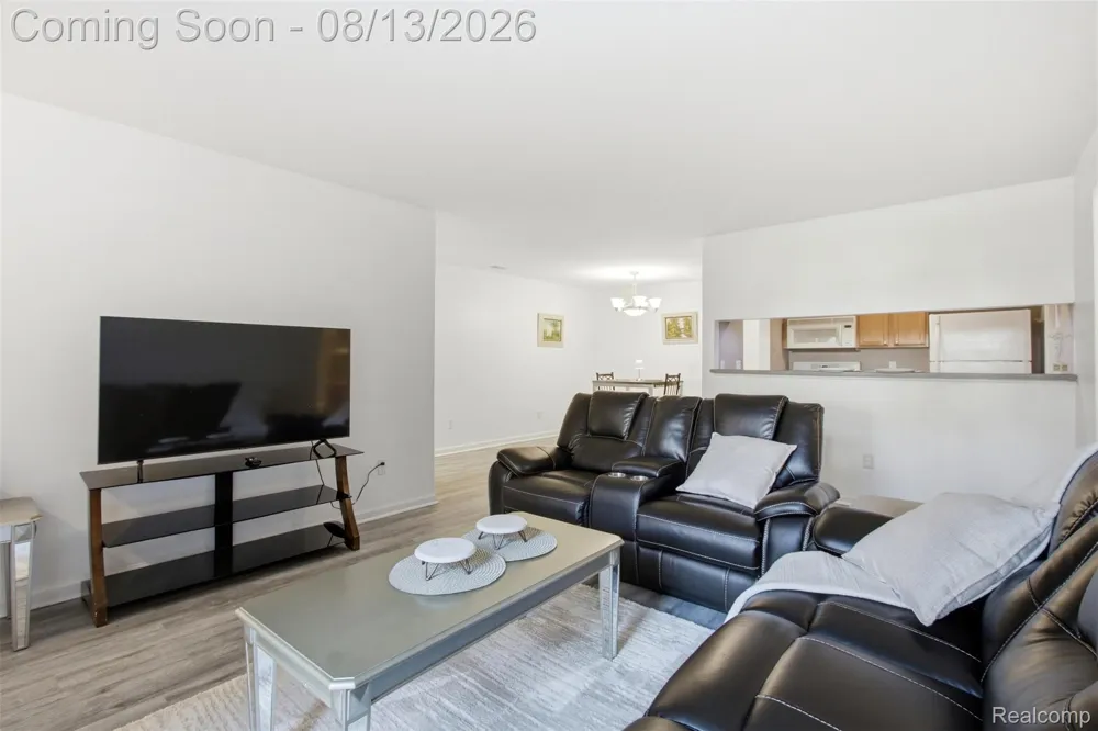 20656 Dunham Rd Road #18 Clinton Charter Township, MI 48038