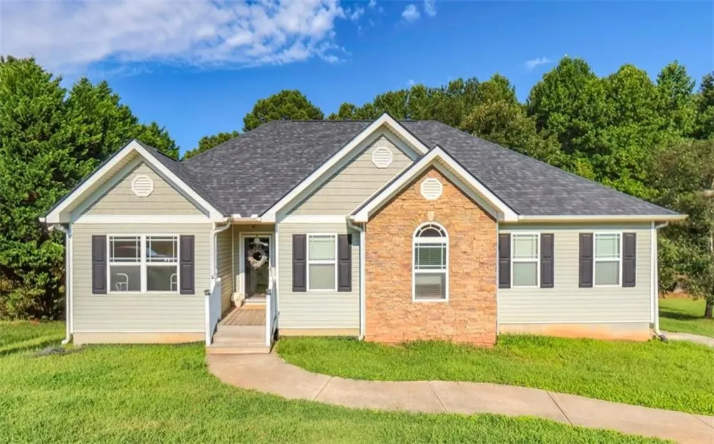 208 Oaken Bucket Drive Temple, GA 30179