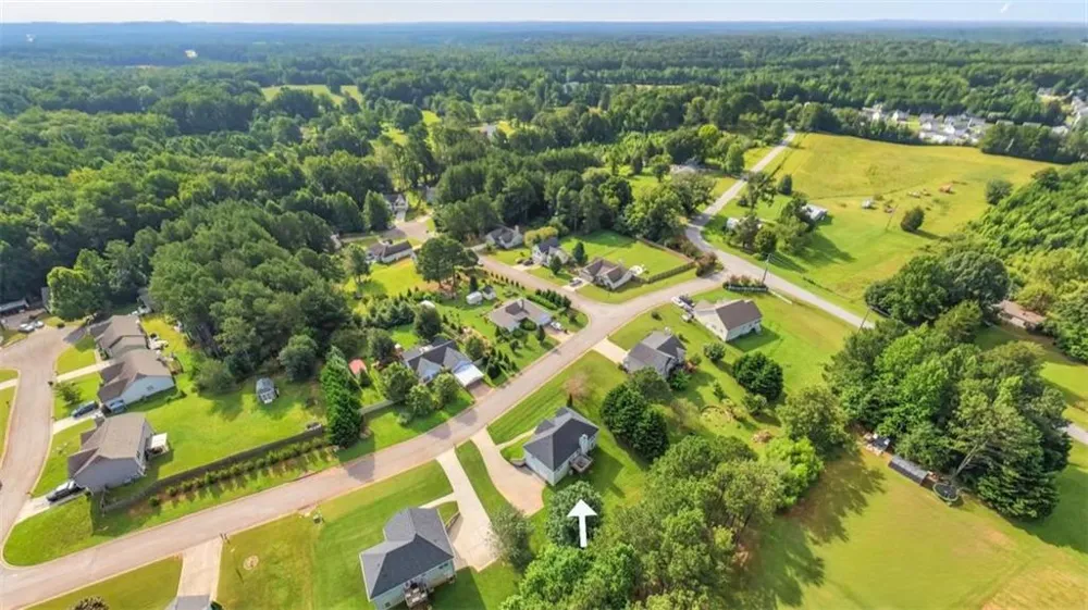 208 Oaken Bucket Drive Temple, GA 30179