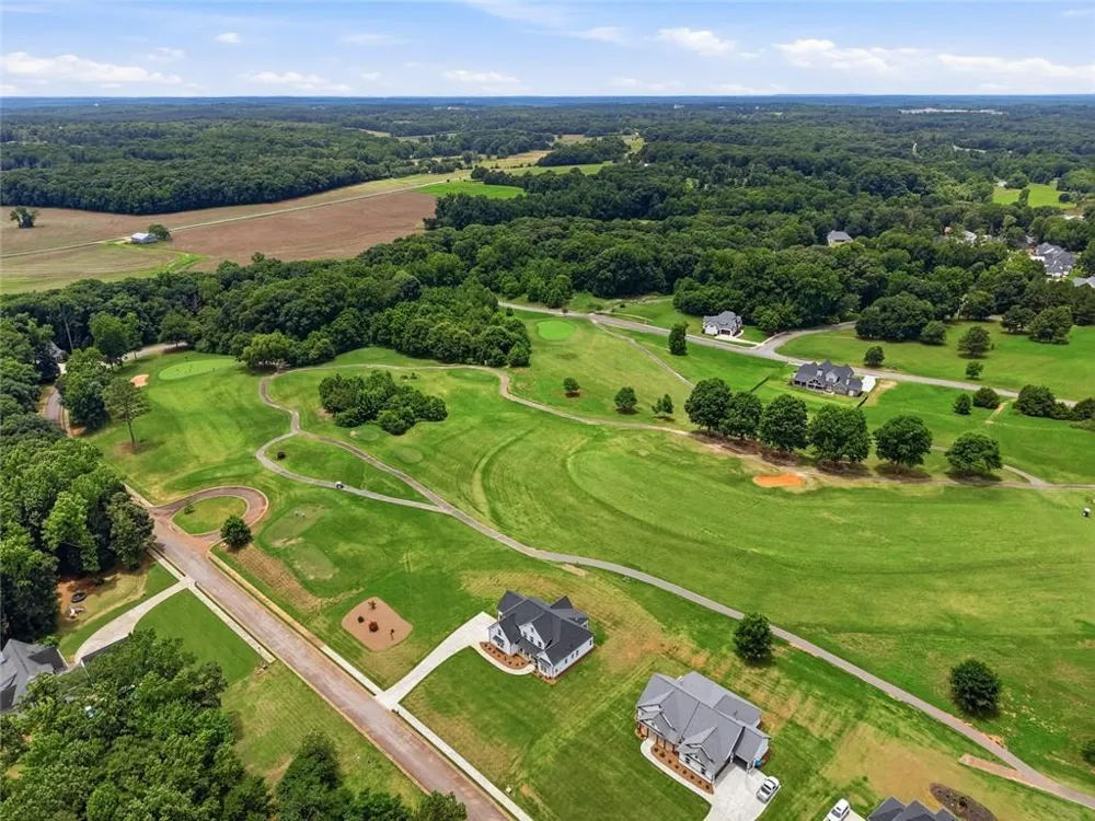 2049 Chestnut Oak Trail Commerce, GA 30530