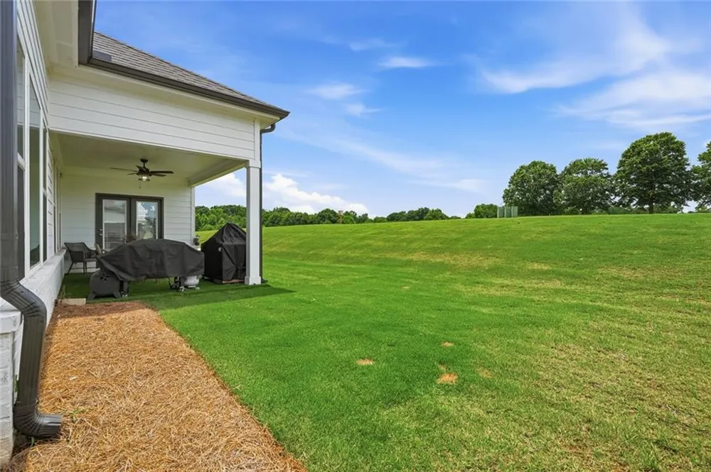 2049 Chestnut Oak Trail Commerce, GA 30530