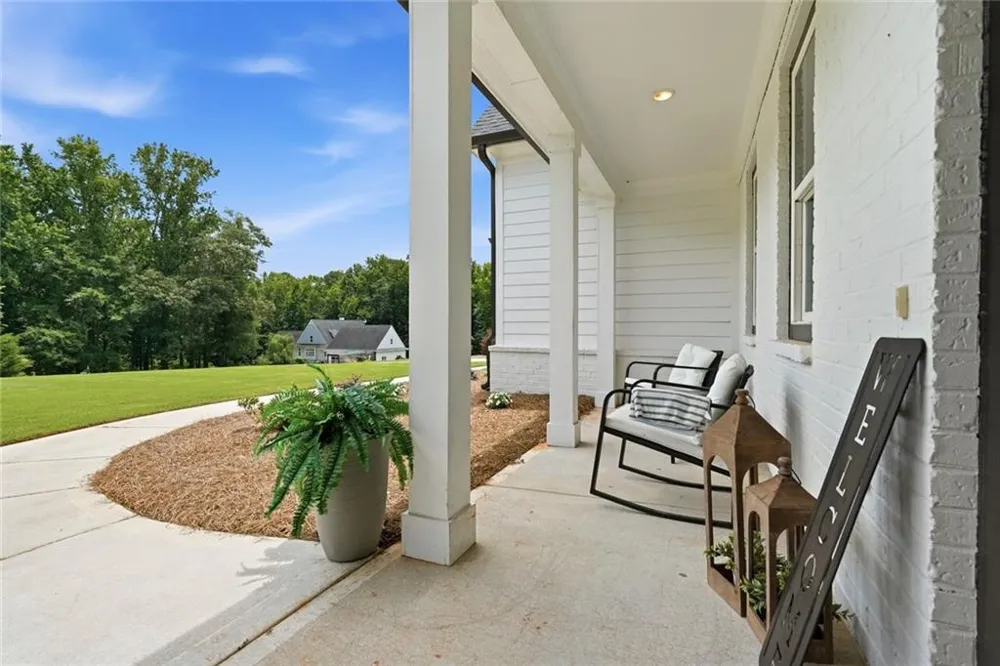 2049 Chestnut Oak Trail Commerce, GA 30530