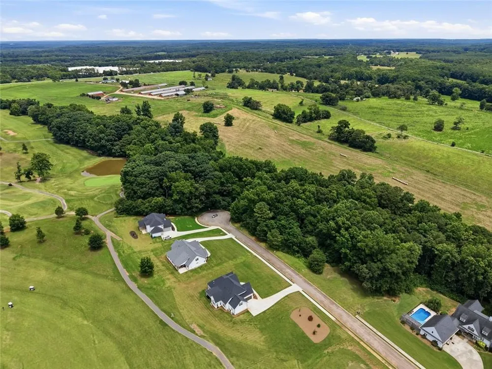 2049 Chestnut Oak Trail Commerce, GA 30530