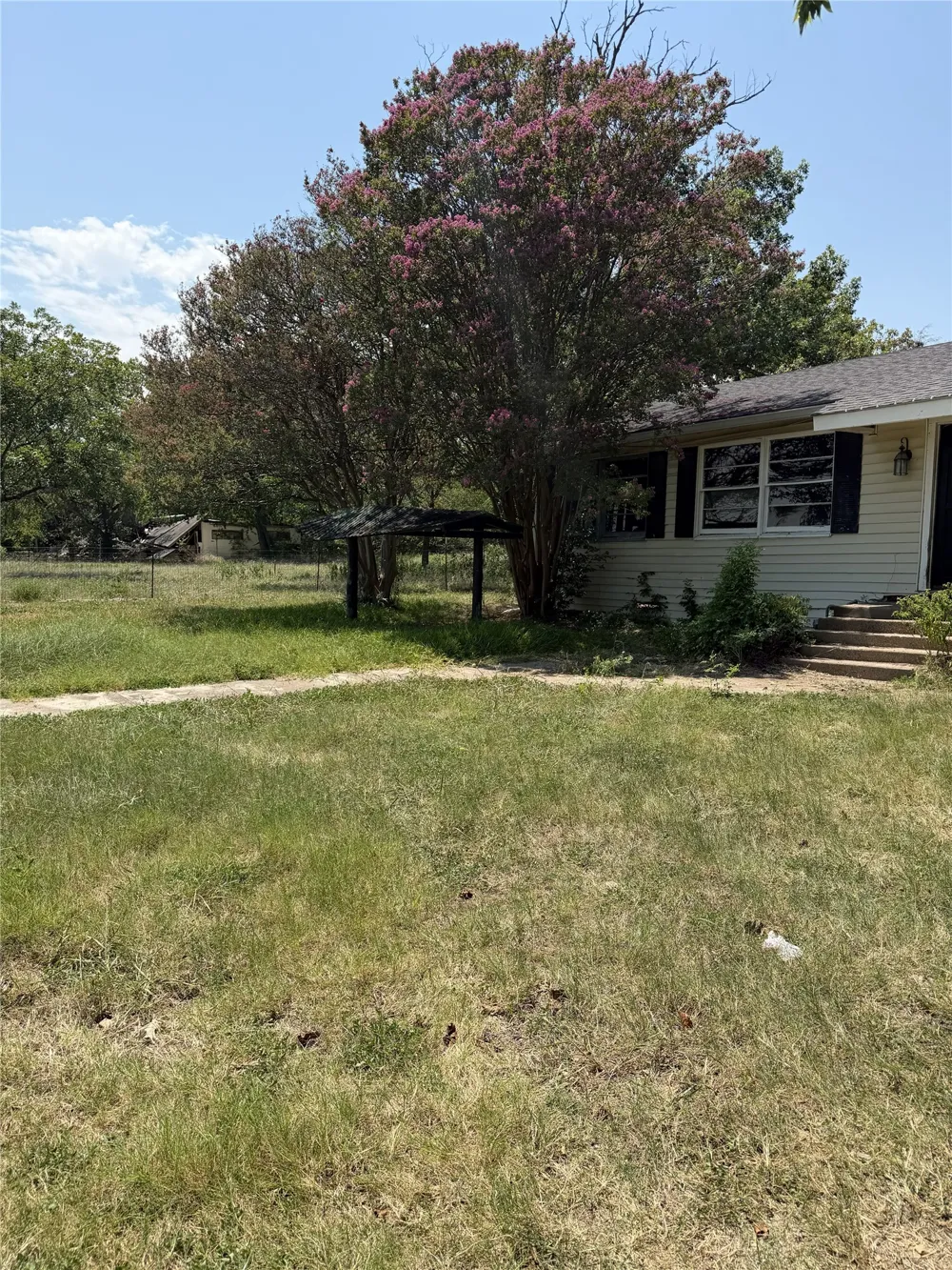 504 W Main Street Richland, TX 76681