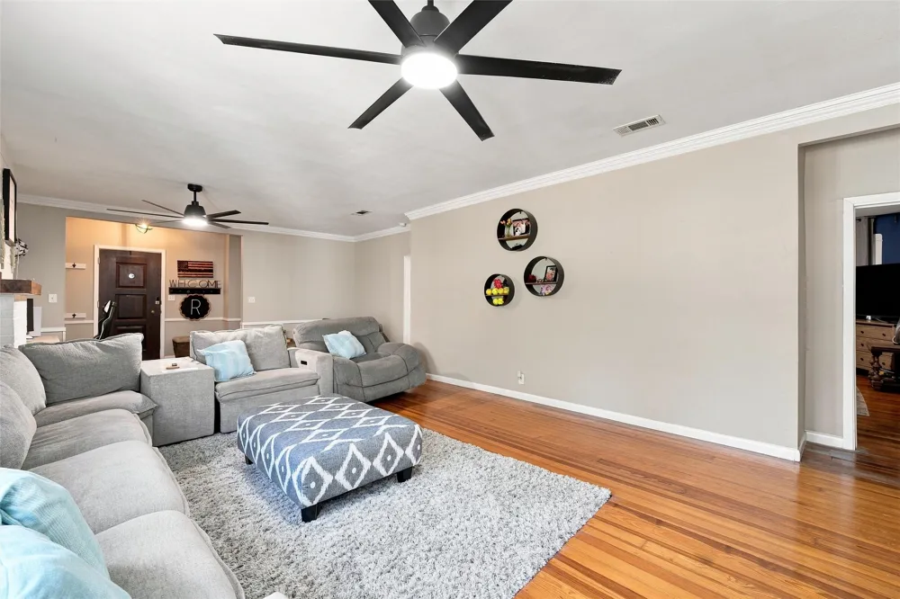 200 Bordon Street Lorena, TX 76655