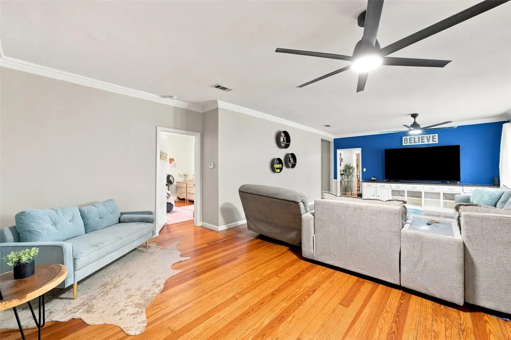 200 Bordon Street Lorena, TX 76655