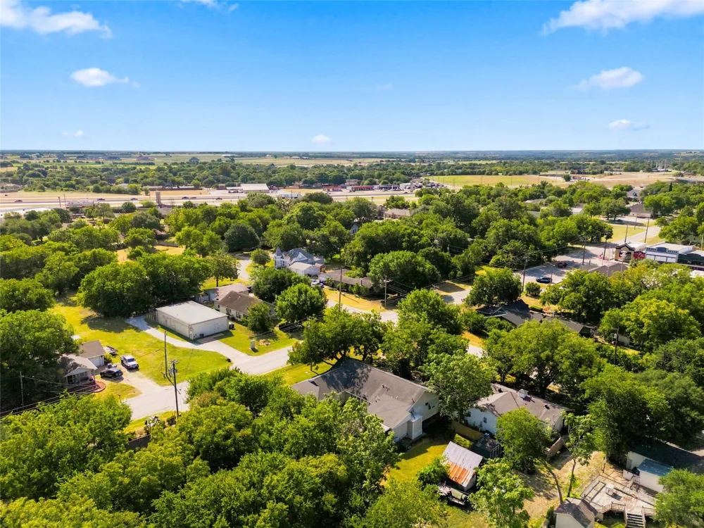 200 Bordon Street Lorena, TX 76655