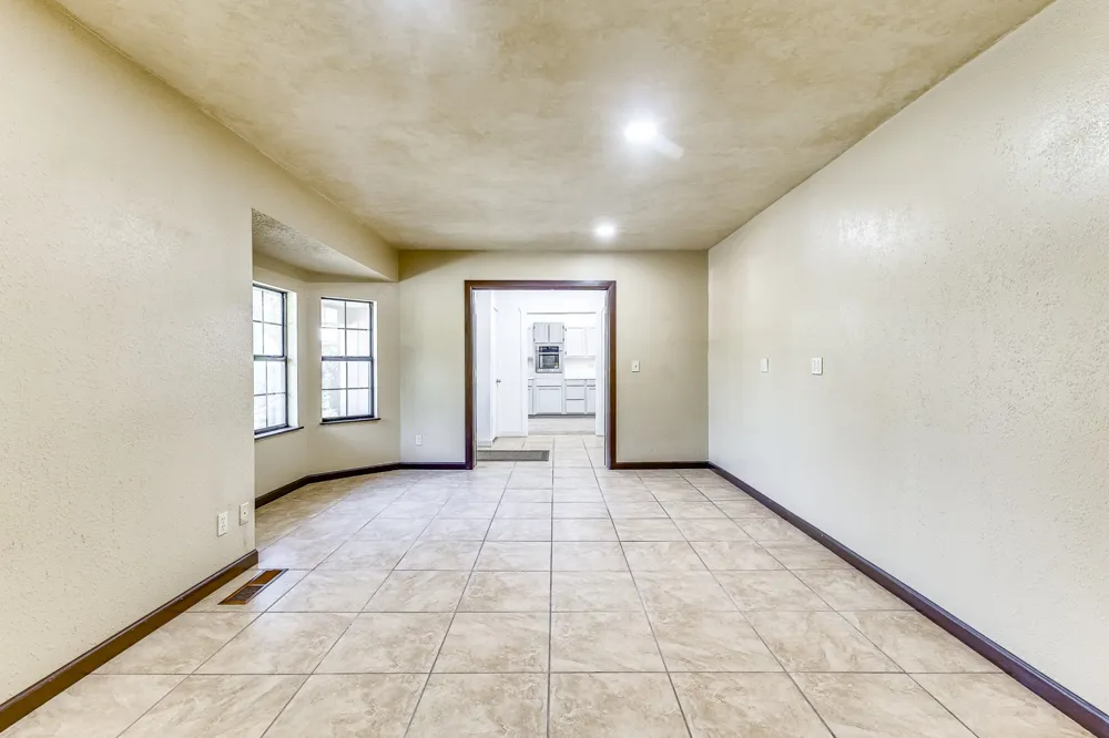 10807 177th EastAvenue Owasso, OK 74055