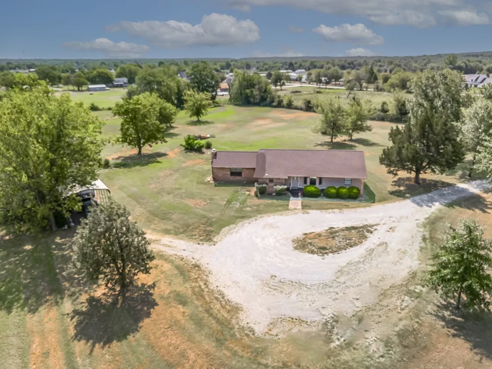 10807 177th EastAvenue Owasso, OK 74055