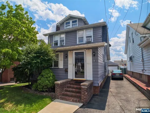 167 6th Street