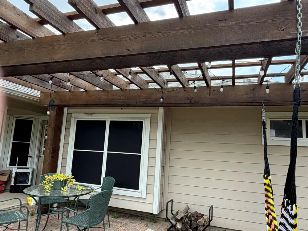 11042 Warath Oak Court Houston, TX 77065