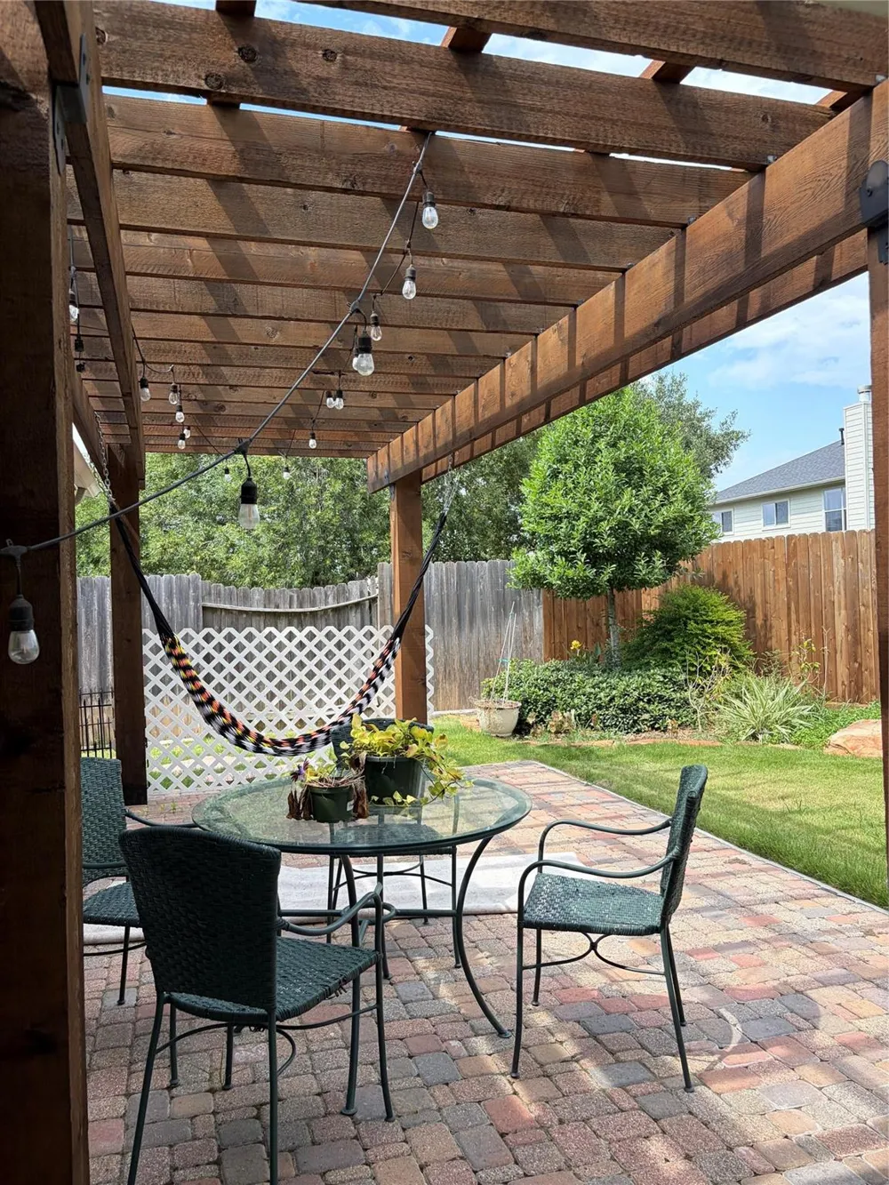 11042 Warath Oak Court Houston, TX 77065
