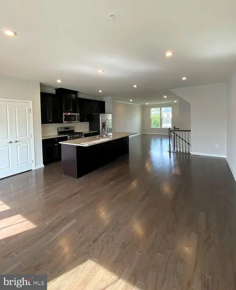 745 QUARRY POINT ROAD