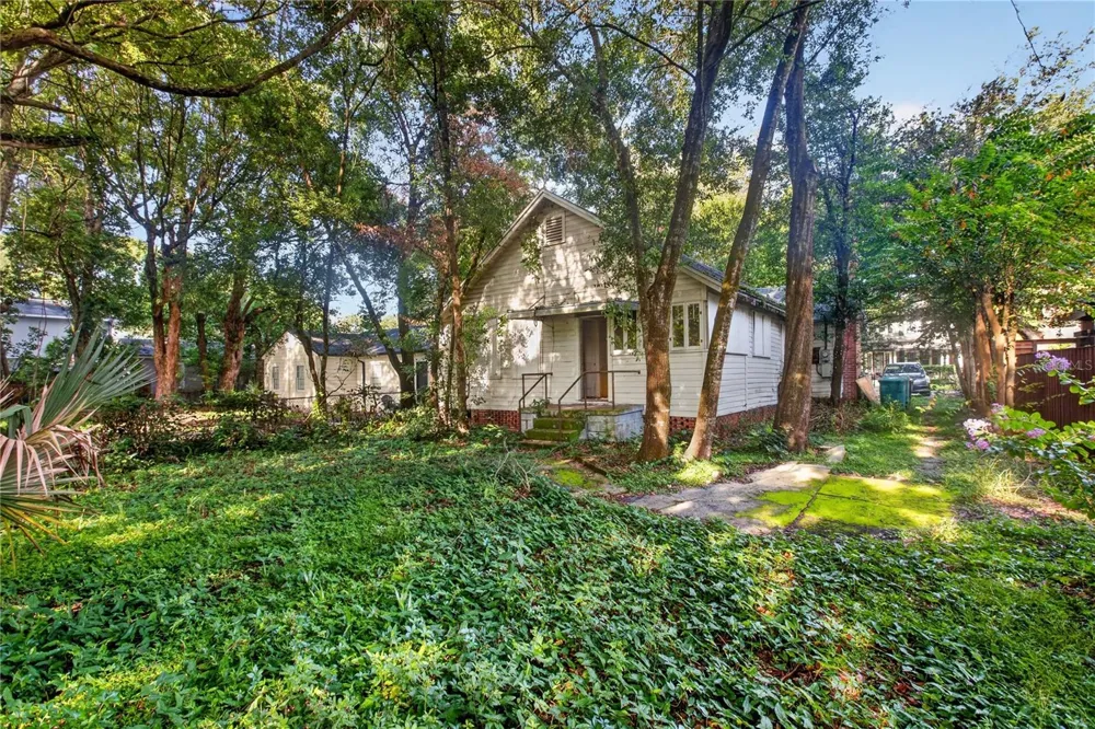27 MILLS AVENUE Orlando, FL 32801